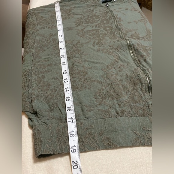Anthropologie Saturday Sunday Zip Up Embroidered Gray/Green Hoodie in Size Small - Picture 13 of 13